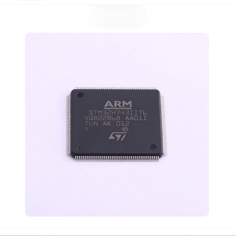 STM32H743IIT6