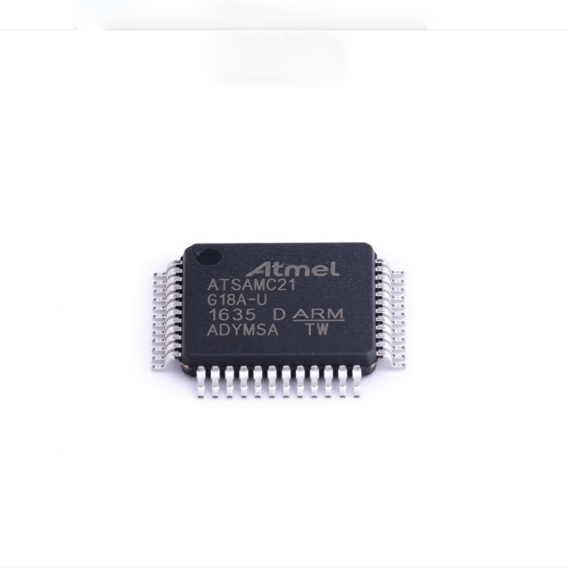  ATSAMC21G18A-AUT